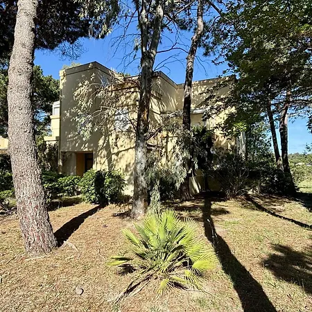 Apartment 2 Pieces Avec Garage Prive Et Terrasse, A 80 M De La Mer, Classe 2 Etoiles, - Fr-1-225-82